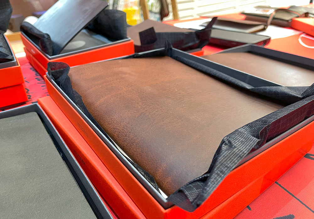 Close up of the event limited Horween leather binder in Chromexcel. 