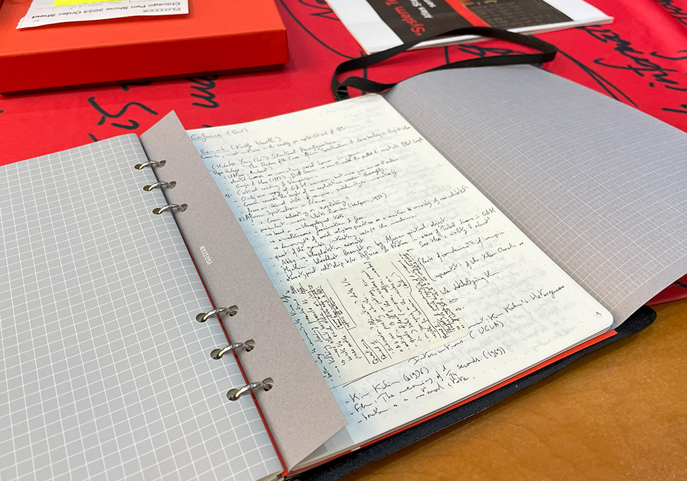 A close up of a customer's PLOTTER Leather Binder in A5 Size. 