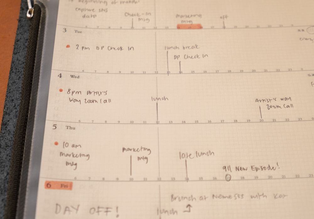 The PLOTTER Diary 2026 Weekly Schedule refill features a horizontal daily timeline, where a person's daily plan is written, with important appointments indicated on the timeline.